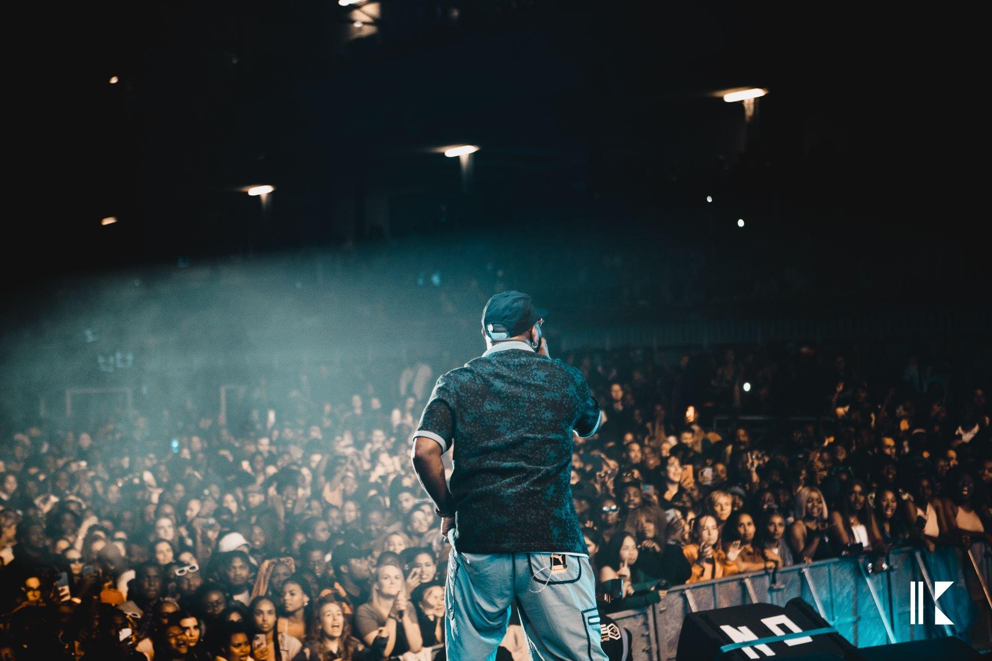 carousel-hero-element image-6